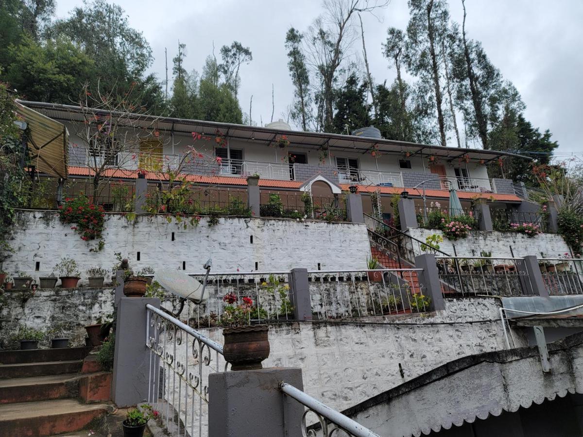 Reflections Guest House Ooty Exterior photo